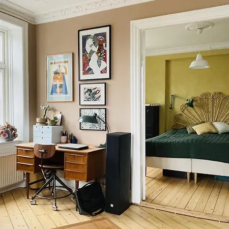 Apartmentincopenhagen 1494 *